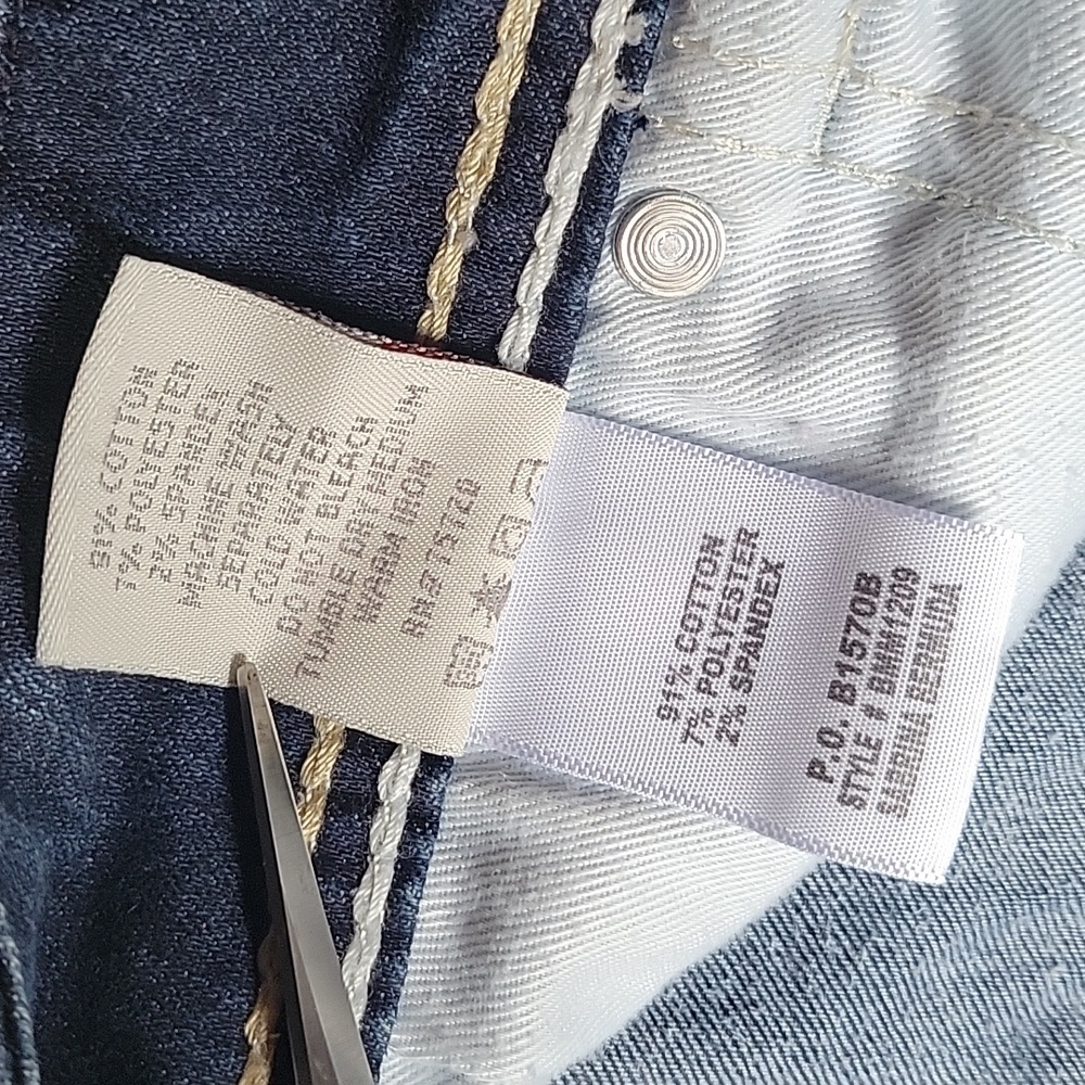 BKE Sabrina bermuda jean shorts, size 25 - Picture 8 of 9